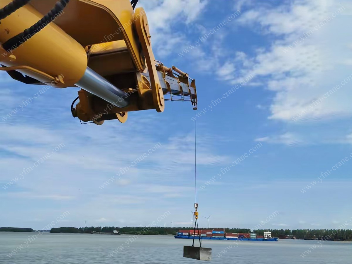 Fully Foldable Knuckle Boom Crane Fully Foldable Knuckle Boom Crane