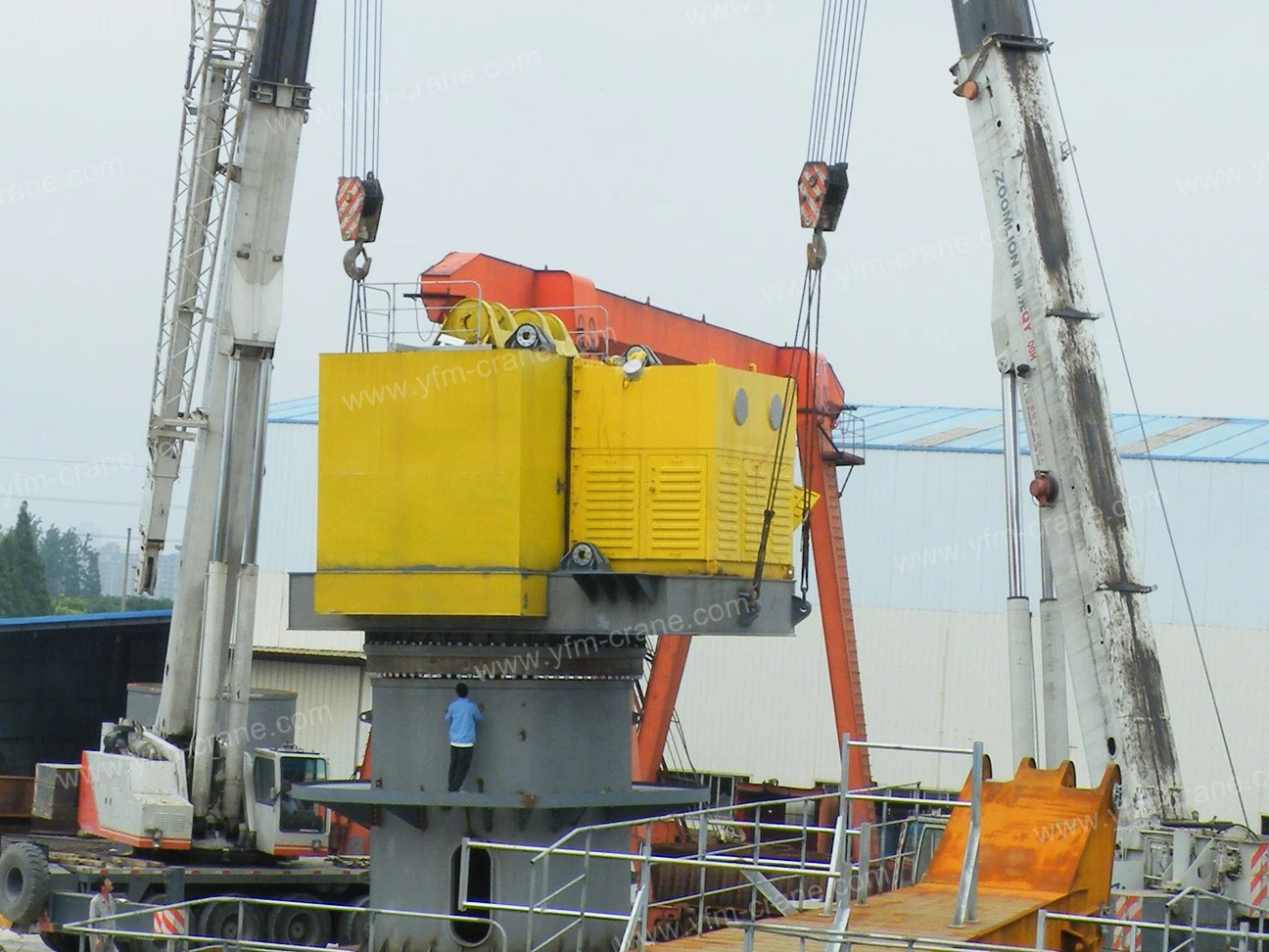 Offshore Knuckle Boom Crane Installation Site