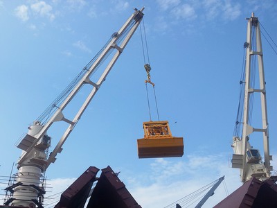 Cargo Grab Deck Crane Cargo Grab Deck Crane