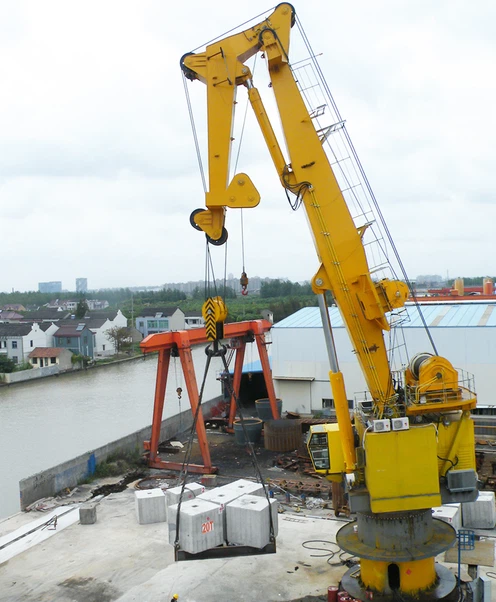 Pedestal Offshore Cranes Pedestal Offshore Cranes