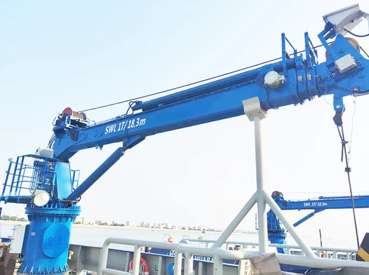 Extending Boom Deck Crane Extending Boom Deck Crane